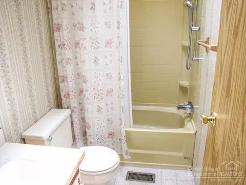 15880 Elderberry Ln, La Pine, OR 97739 photo 14