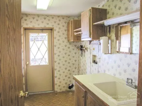 15880 Elderberry Ln, La Pine, OR 97739 photo 13