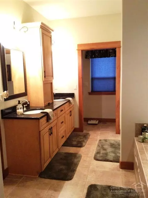 20672 Boulderfield Ave, Bend, OR 97701 photo 7