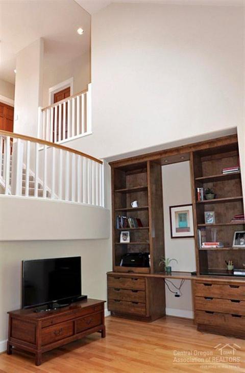 1652 NW Summit Dr, Bend, OR 97701 photo 15