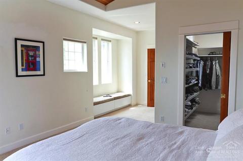 1652 NW Summit Dr, Bend, OR 97701 photo 17