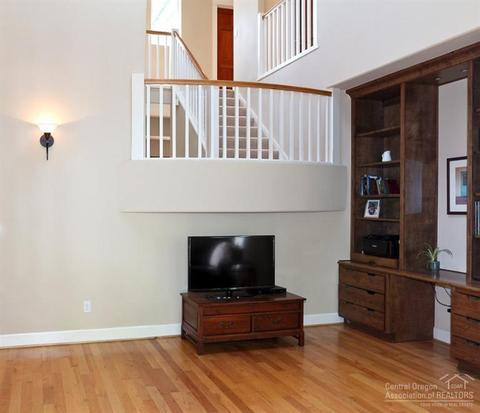 1652 NW Summit Dr, Bend, OR 97701 photo 14