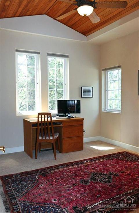 1652 NW Summit Dr, Bend, OR 97701 photo 21