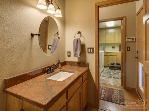 60388 Woodside Loop, Bend, OR 97702 photo 10