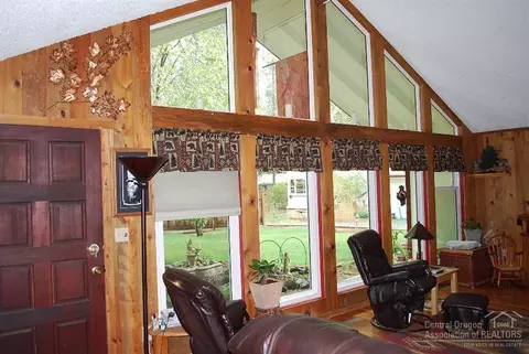 50826 Deer Forest Dr, La Pine, OR 97739 photo 6