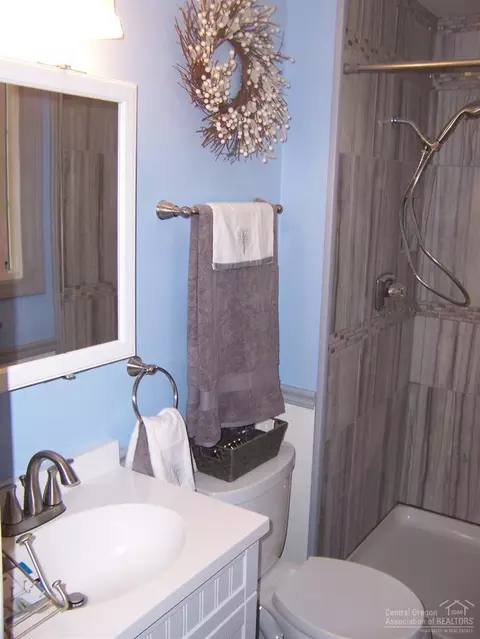 50826 Deer Forest Dr, La Pine, OR 97739 photo 13