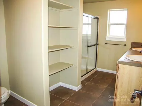 19634 Harvard Pl, Bend, OR 97702 photo 17