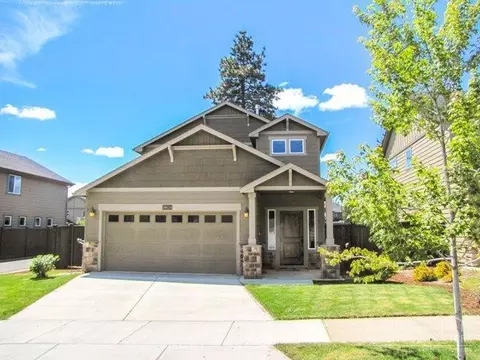 19634 Harvard Pl, Bend, OR 97702 photo 1