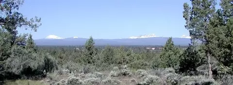 61050 Larsen Rd, Bend, OR 97702 photo 1