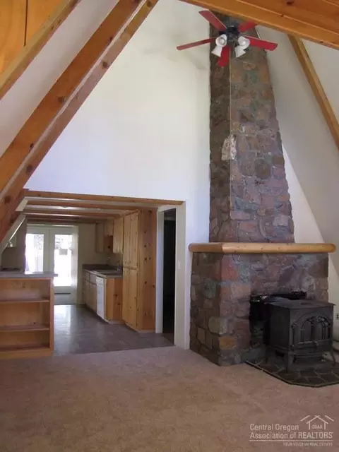 51471 Birch Rd, La Pine, OR 97739 photo 4