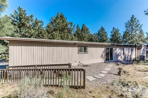 60906 Alpine Dr, Bend, OR 97702 photo 5