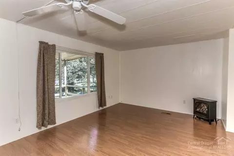 60906 Alpine Dr, Bend, OR 97702 photo 7