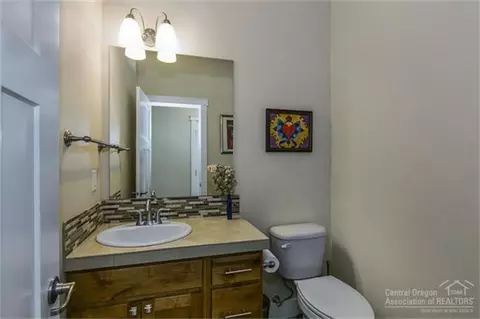 63026 NW Fresca St, Bend, OR 97701 photo 11