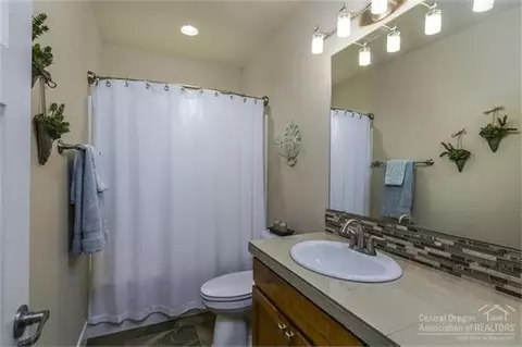 63026 NW Fresca St, Bend, OR 97701 photo 22