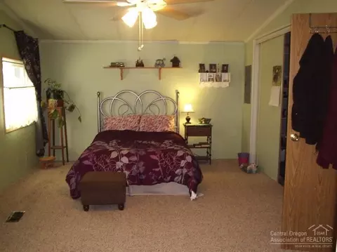 19273 Apache Rd, Bend, OR 97702 photo 11