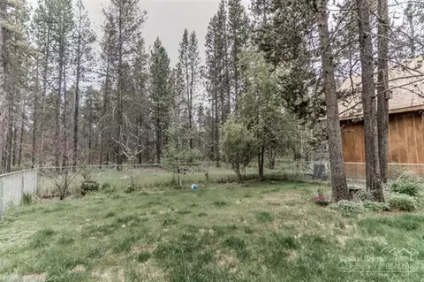55492 Big River Dr, Bend, OR 97707 photo 16