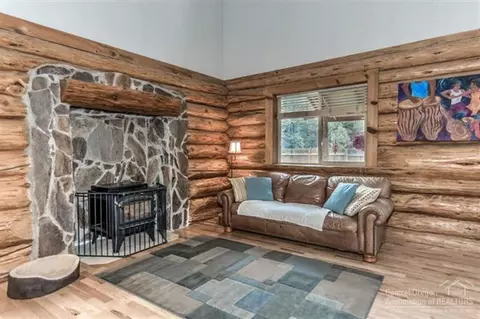 55492 Big River Dr, Bend, OR 97707 photo 5