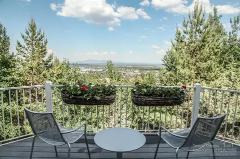 663 NW Stonepine Dr, Bend, OR 97703 photo 22