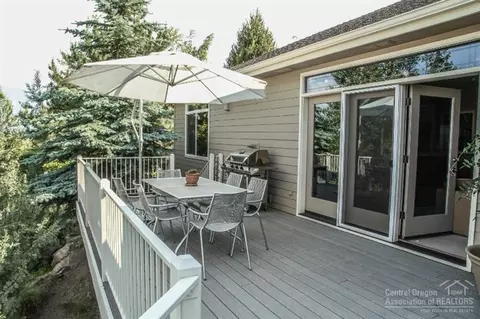 663 NW Stonepine Dr, Bend, OR 97703 photo 24
