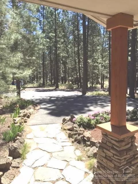 16306 Bates, Bend, OR 97707 photo 3