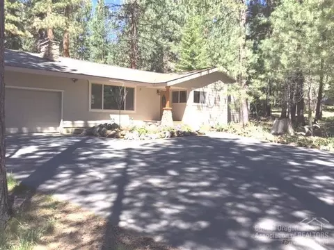 16306 Bates, Bend, OR 97707 photo 2