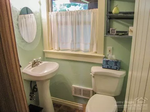 2206 NE Shepard Rd, Bend, OR 97701 photo 11