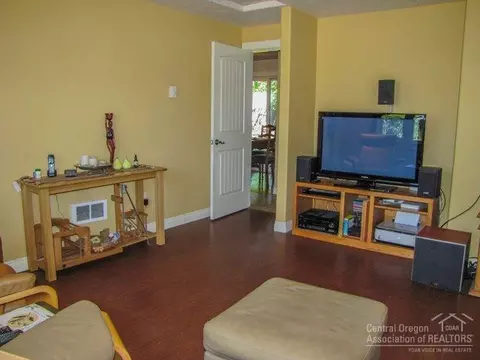 2206 NE Shepard Rd, Bend, OR 97701 photo 10