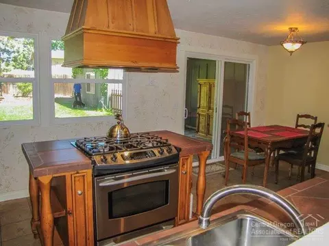 2206 NE Shepard Rd, Bend, OR 97701 photo 7