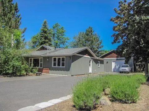 2206 NE Shepard Rd, Bend, OR 97701 photo 1