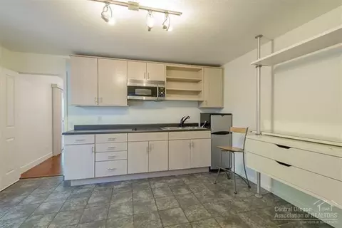 855 NW 13th St, Bend, OR 97701 photo 7
