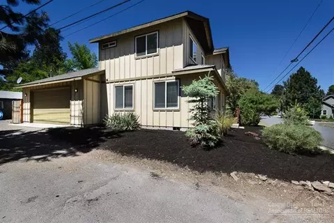 855 NW 13th St, Bend, OR 97701 photo 17