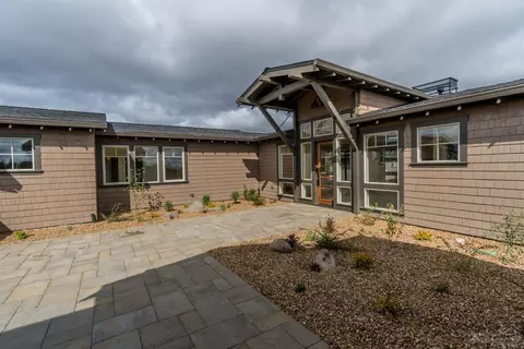 19290 SW Alianna Loop, Bend, OR 97702 photo 17