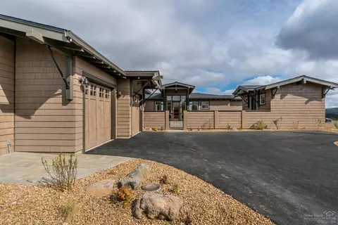 19290 SW Alianna Loop, Bend, OR 97702 photo 19