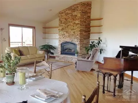 65535 93rd St, Bend, OR 97701 photo 3