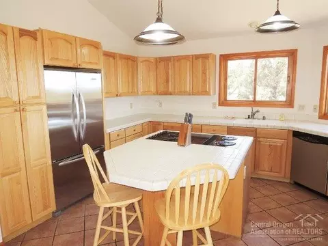 65535 93rd St, Bend, OR 97701 photo 4
