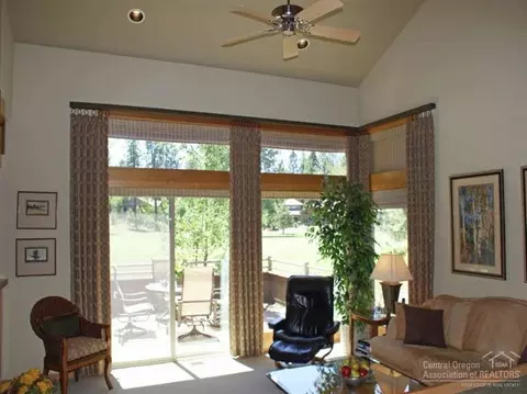 19545 Painted Ridge Loop, Bend, OR 97702 photo 3