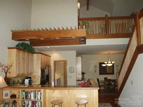 19545 Painted Ridge Loop, Bend, OR 97702 photo 4