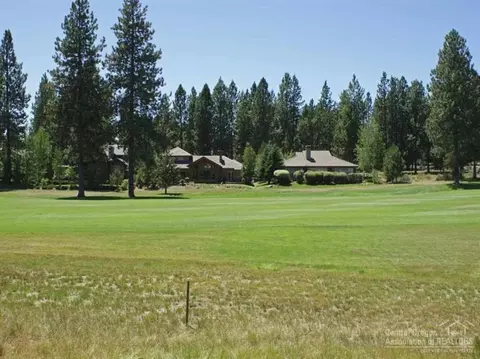 19545 Painted Ridge Loop, Bend, OR 97702 photo 24