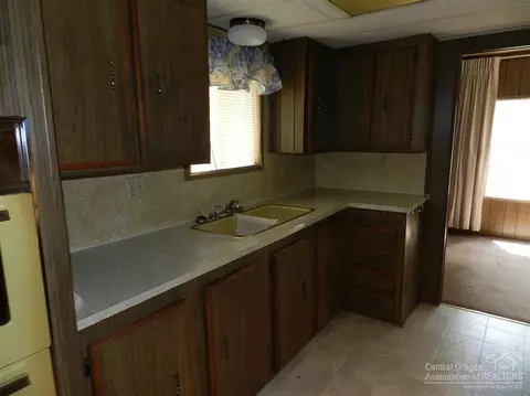 52040 Stearns, La Pine, OR 97739 photo 2