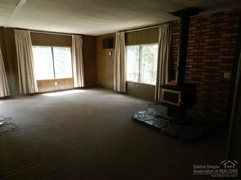 52040 Stearns, La Pine, OR 97739 photo 5