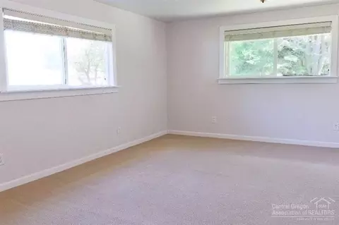 20377 Chase Rd, Bend, OR 97702 photo 12