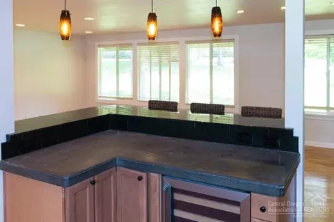 20377 Chase Rd, Bend, OR 97702 photo 3