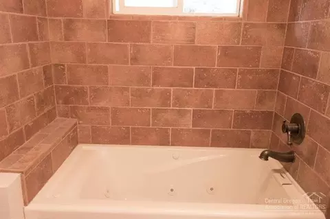 20377 Chase Rd, Bend, OR 97702 photo 14