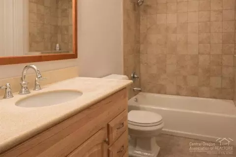 20377 Chase Rd, Bend, OR 97702 photo 9
