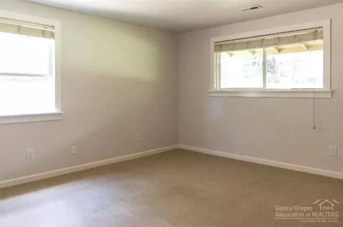 20377 Chase Rd, Bend, OR 97702 photo 8