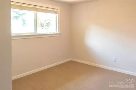 20377 Chase Rd, Bend, OR 97702 photo 10