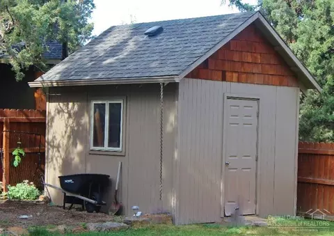 20542 Conifer Ave, Bend, OR 97702 photo 20