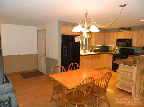 15866 Park Dr, La Pine, OR 97739 photo 8