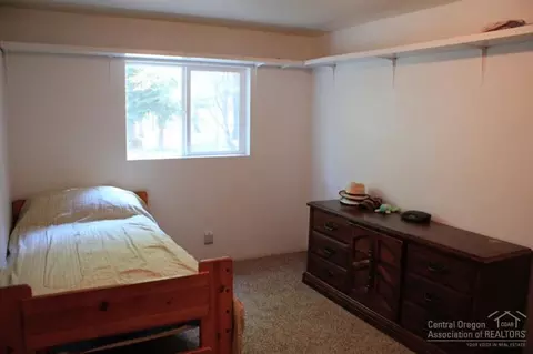 15866 Park Dr, La Pine, OR 97739 photo 12