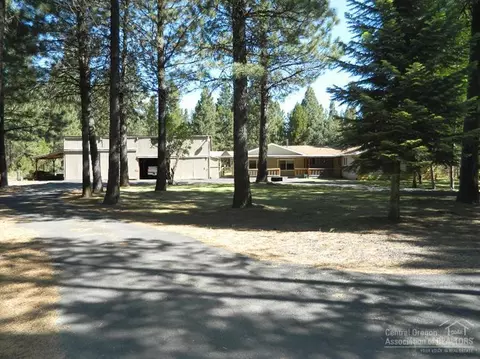 15866 Park Dr, La Pine, OR 97739 photo 1